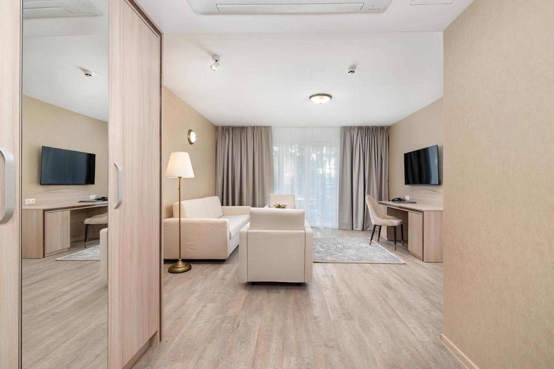 Juvena Hotel Wellness & Spa Adults Only เมียนซีวอเจีย ภายนอก รูปภาพ