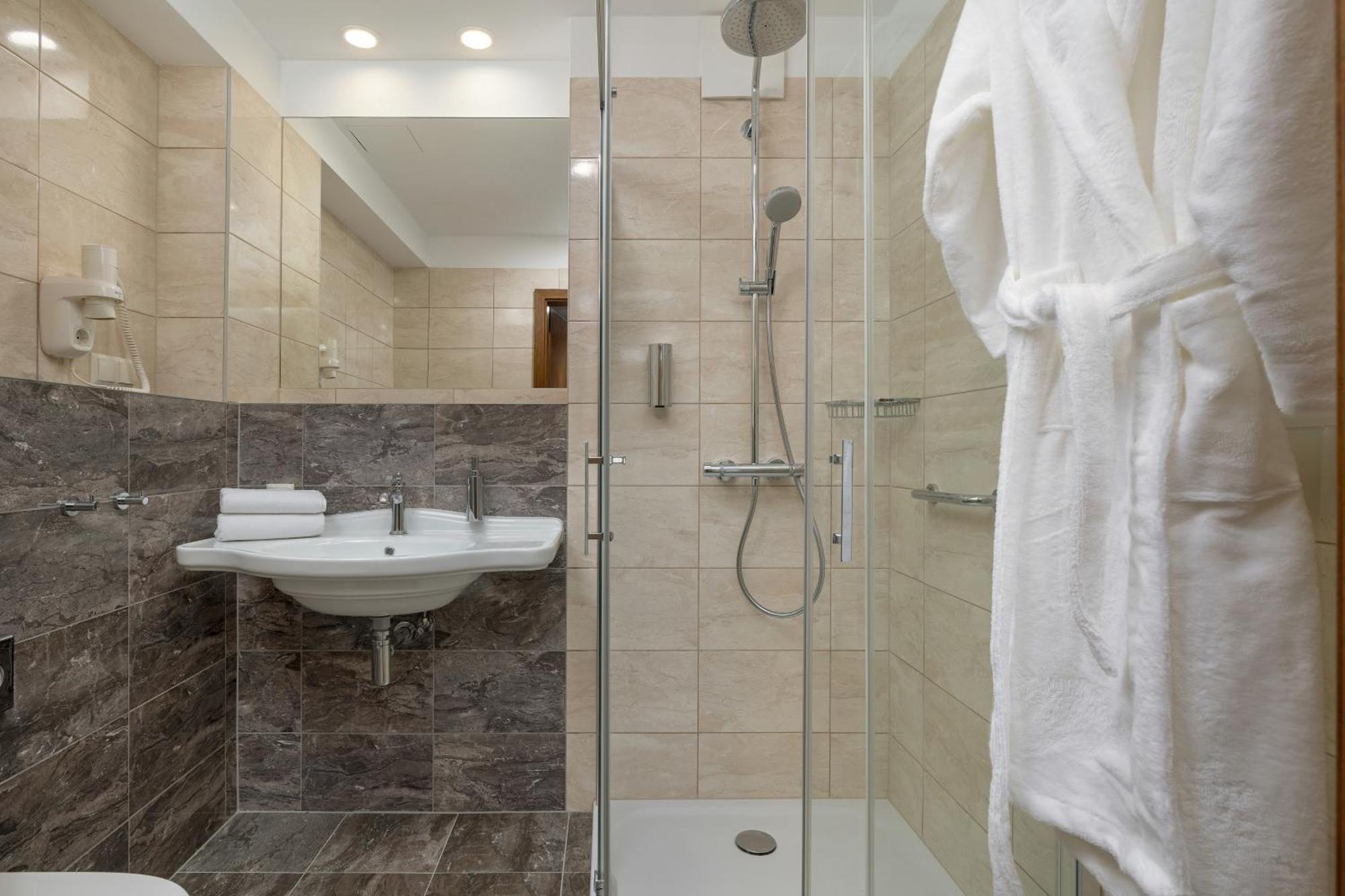 Juvena Hotel Wellness & Spa Adults Only เมียนซีวอเจีย ภายนอก รูปภาพ